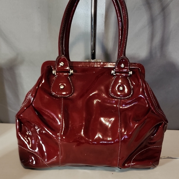 Liz Claiborne Shiny Burgundy Shoulder Bag - Picture 3 of 10